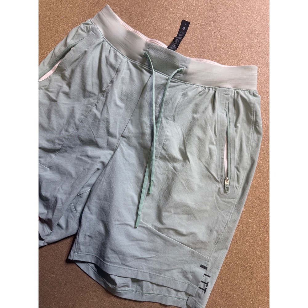 Lululemon Mens Size S Light Green Commission Short 7 "Athletic Shorts $89